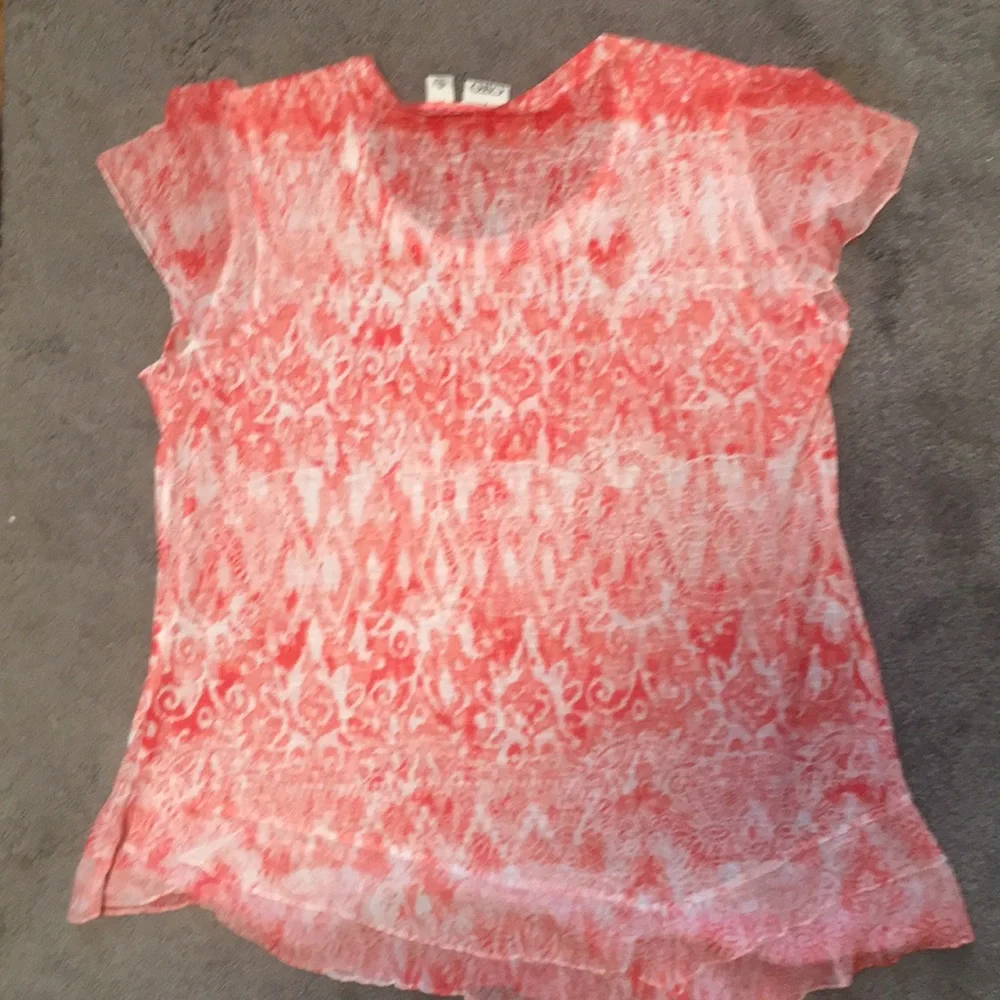 Top - Picture 2 of 2